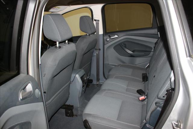Ford C-Max image 2