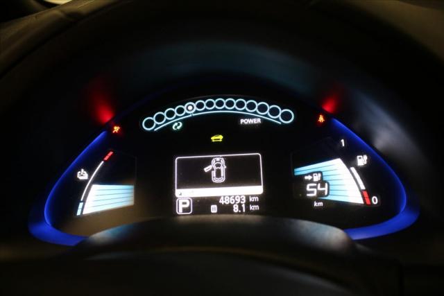 Nissan Leaf image 6