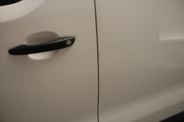 Peugeot Expert image 8