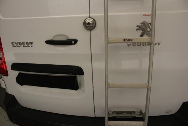 Peugeot Expert image 1