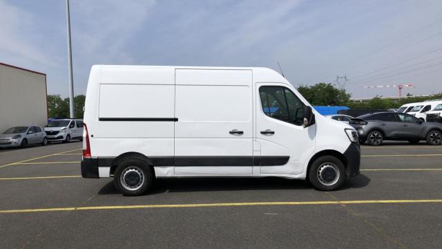 Renault Master image 1