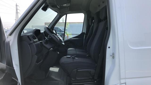Renault Master image 7