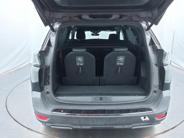 Peugeot 5008 image 8