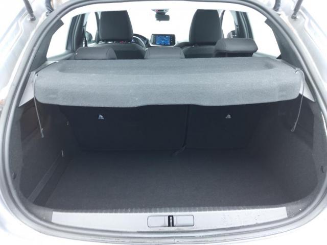 Peugeot 208 image 1