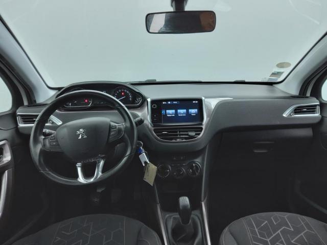 Peugeot 2008 image 4