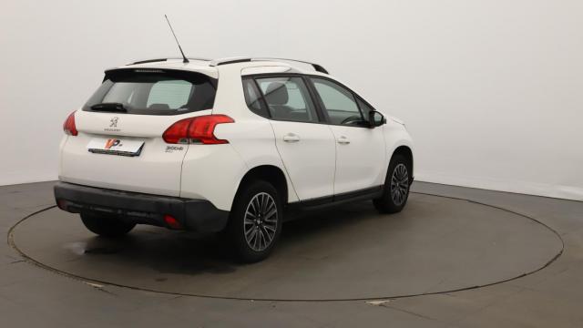 Peugeot 2008 image 1