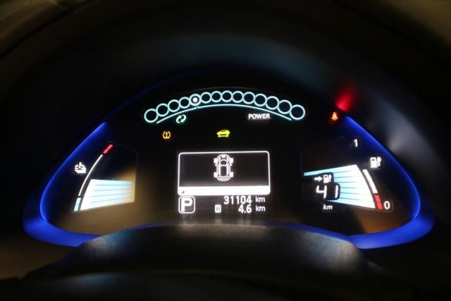 Nissan Leaf image 6