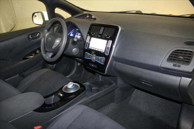 Nissan Leaf image 5