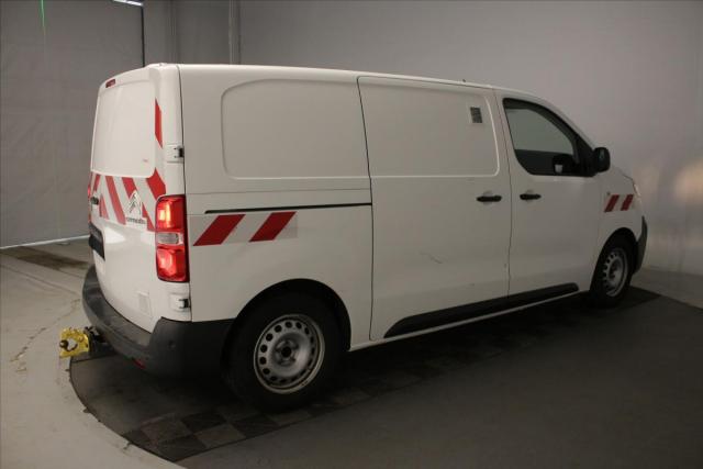 Citroen Jumpy image 2