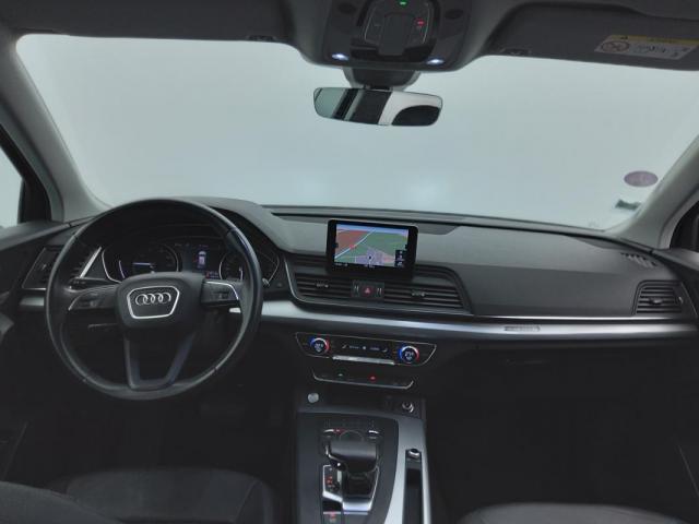 Audi Q5 image 1