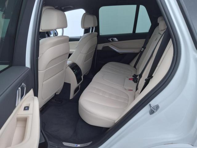 Bmw X5 image 2