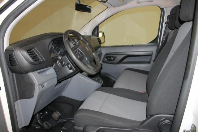 Peugeot Expert Combi image 1