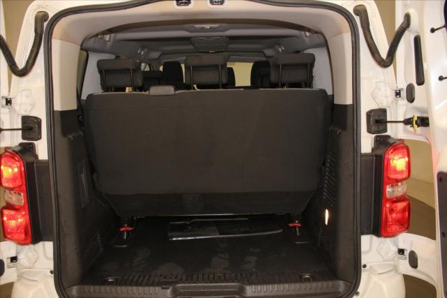 Peugeot Expert Combi image 7