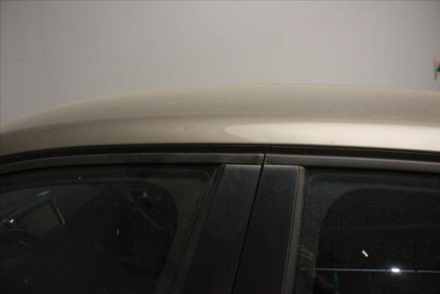 Peugeot 208 image 7