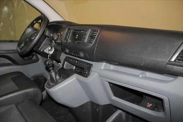 Peugeot Expert image 1