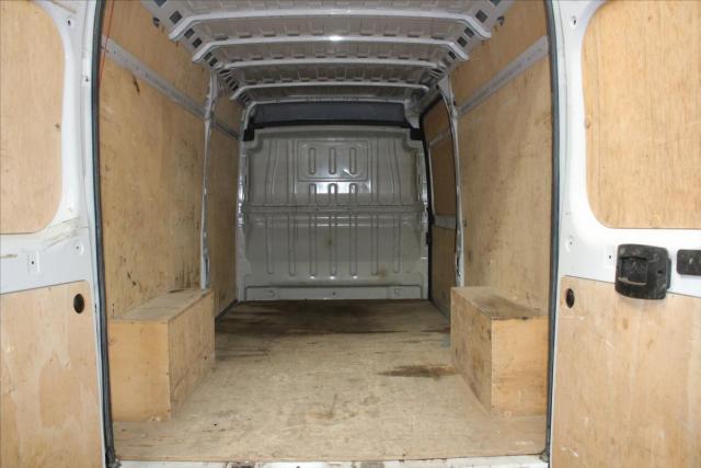 Peugeot Boxer image 1