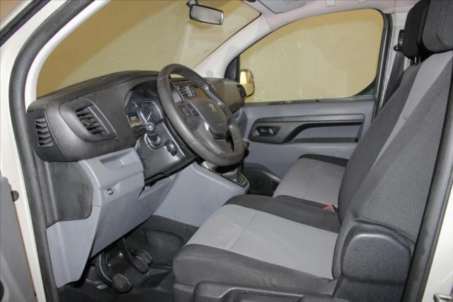 Peugeot Expert Combi image 3