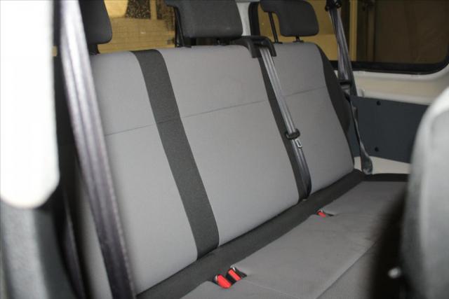 Peugeot Expert Combi image 8