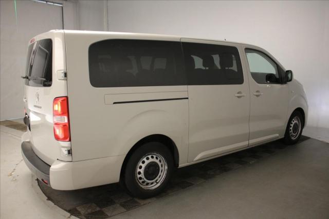 Peugeot Expert Combi image 1