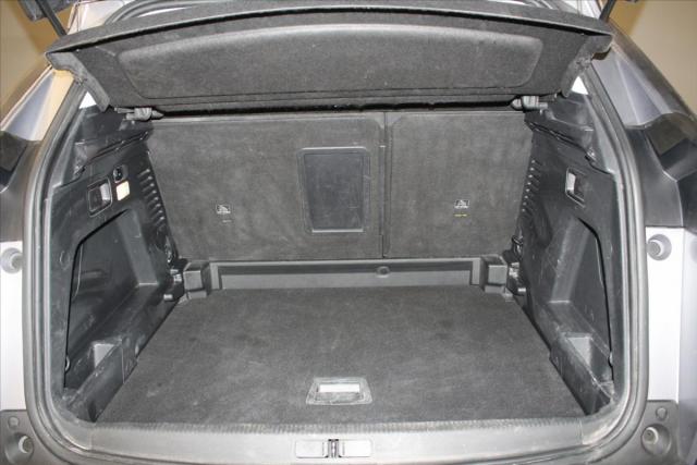 Peugeot 3008 image 7
