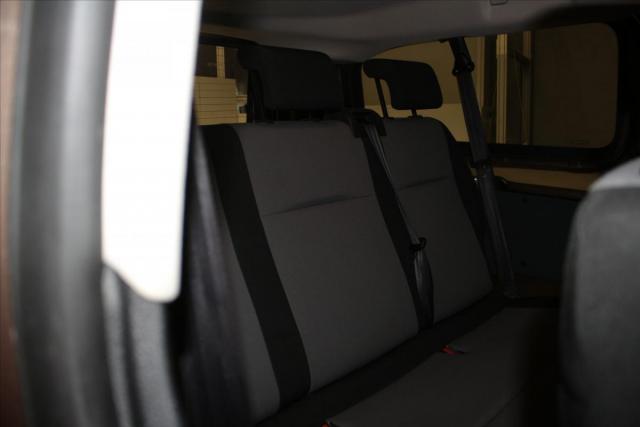 Peugeot Expert Combi image 3