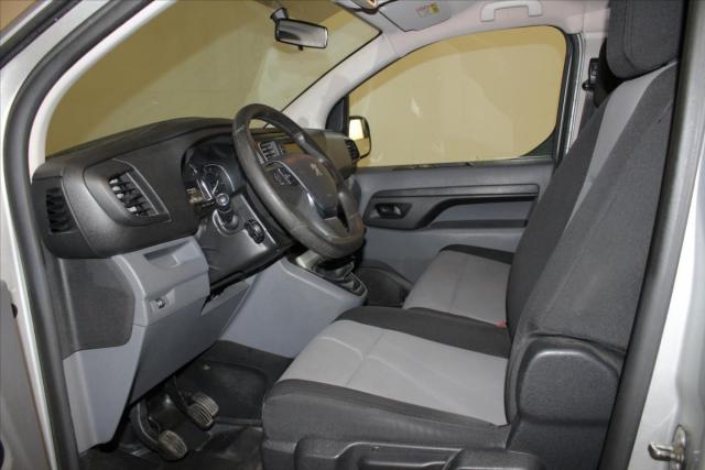 Peugeot Expert Combi image 7