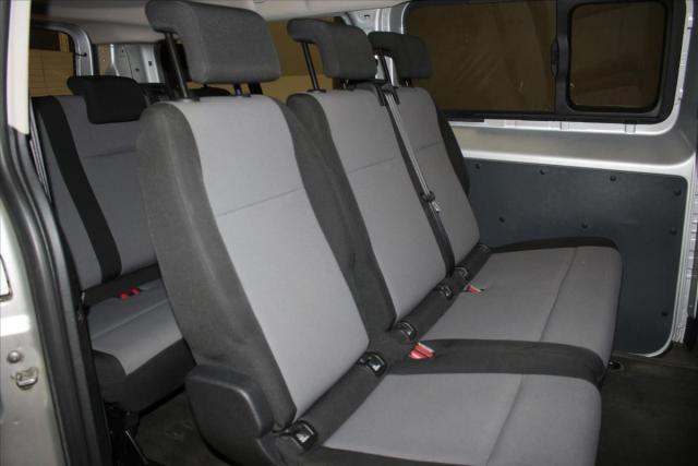 Peugeot Expert Combi image 3