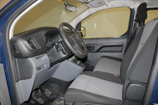 Citroen Jumpy image 2