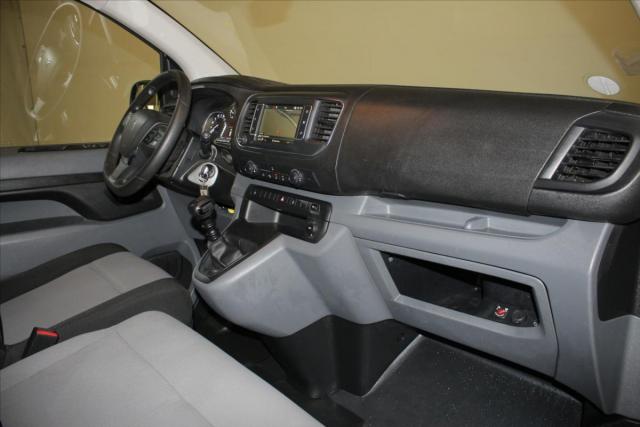 Peugeot Expert Combi image 8