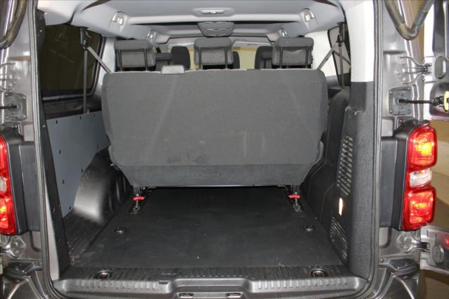 Peugeot Expert Combi image 4
