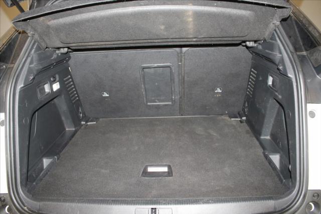 Peugeot 3008 image 1