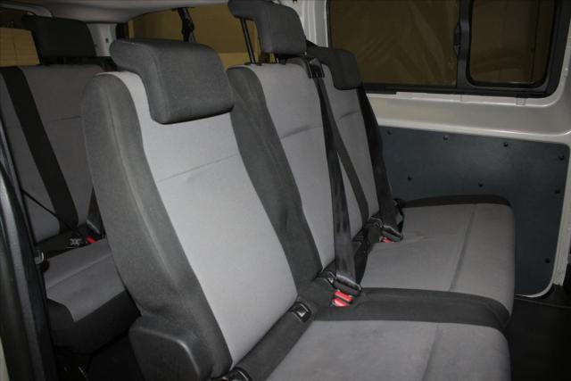 Peugeot Expert Combi image 4