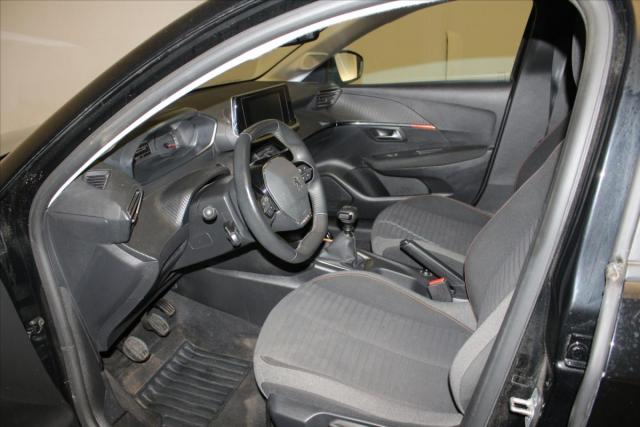 Peugeot 208 image 2