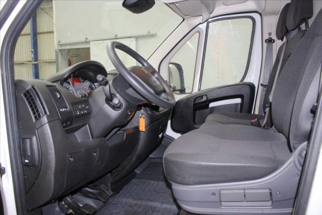 Peugeot Boxer image 8