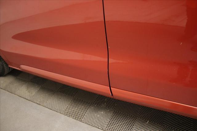 Peugeot Expert Combi image 2