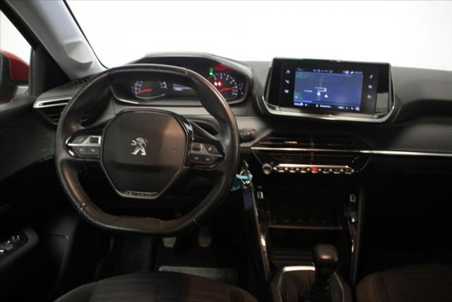 Peugeot 208 image 6