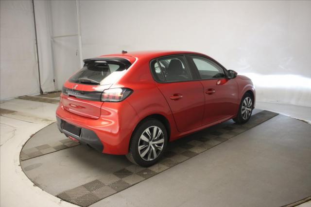 Peugeot 208 image 7