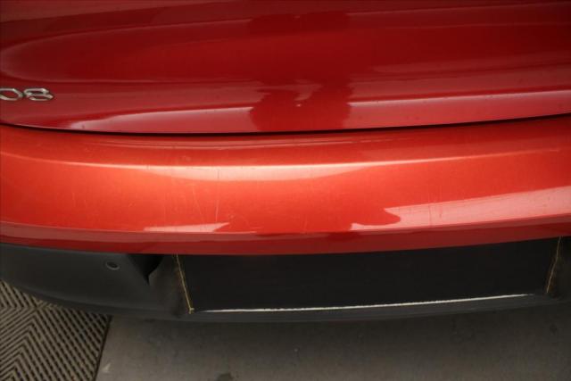 Peugeot 208 image 3