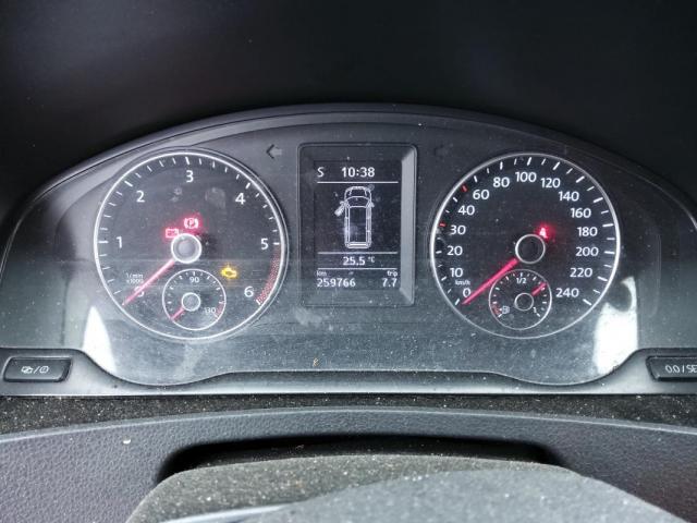 Volkswagen Transporter image 8