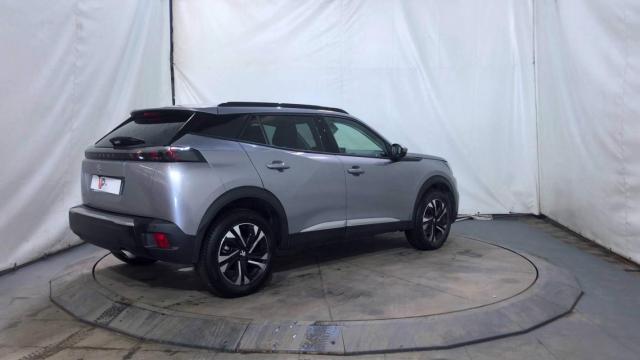 Peugeot 2008 image 7