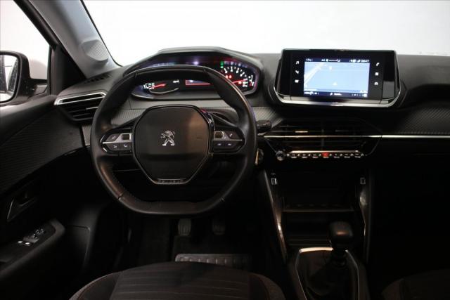 Peugeot 208 image 6