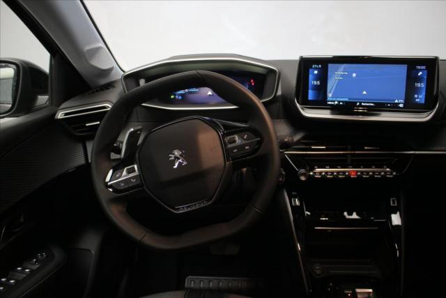 Peugeot 208 image 3
