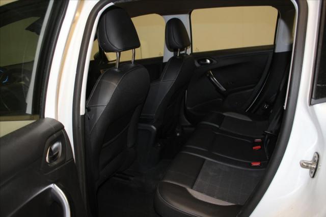 Peugeot 2008 image 4