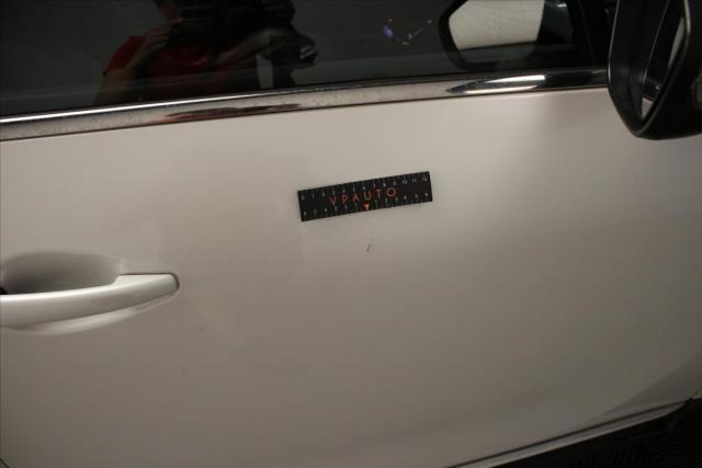 Peugeot 2008 image 1