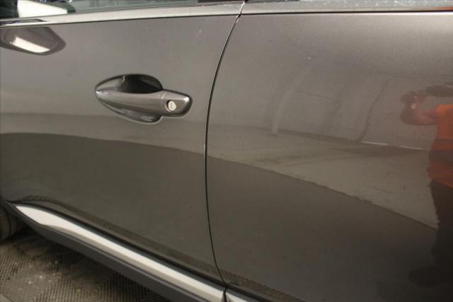 Peugeot 3008 image 2