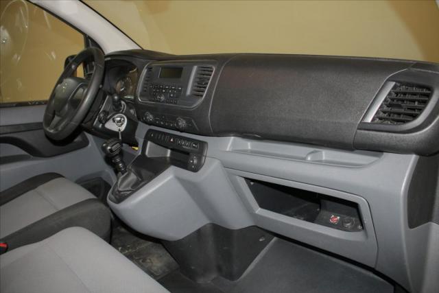 Citroen Jumpy image 3