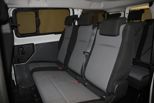 Peugeot Expert Combi image 5
