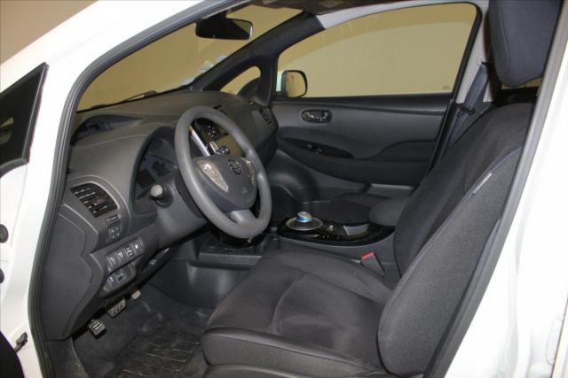 Nissan Leaf image 8