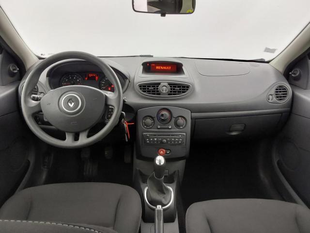 Renault Clio image 2