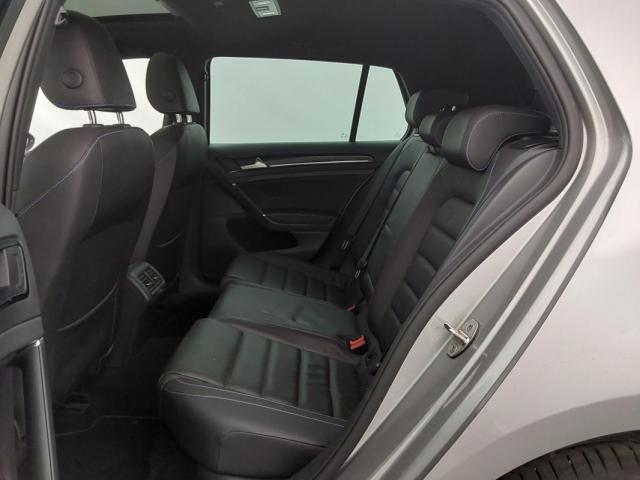 Volkswagen Golf image 5